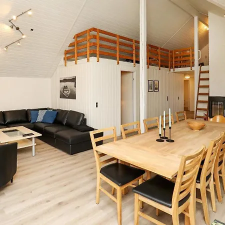 Four-bedroom Holiday In Hovden 4