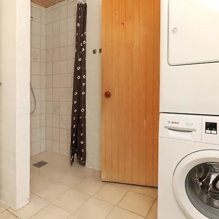 Four-bedroom Holiday In Hovden 4