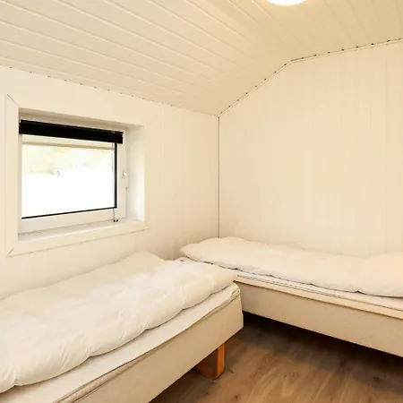 Four-bedroom Holiday In Hovden 4 Casa de Férias